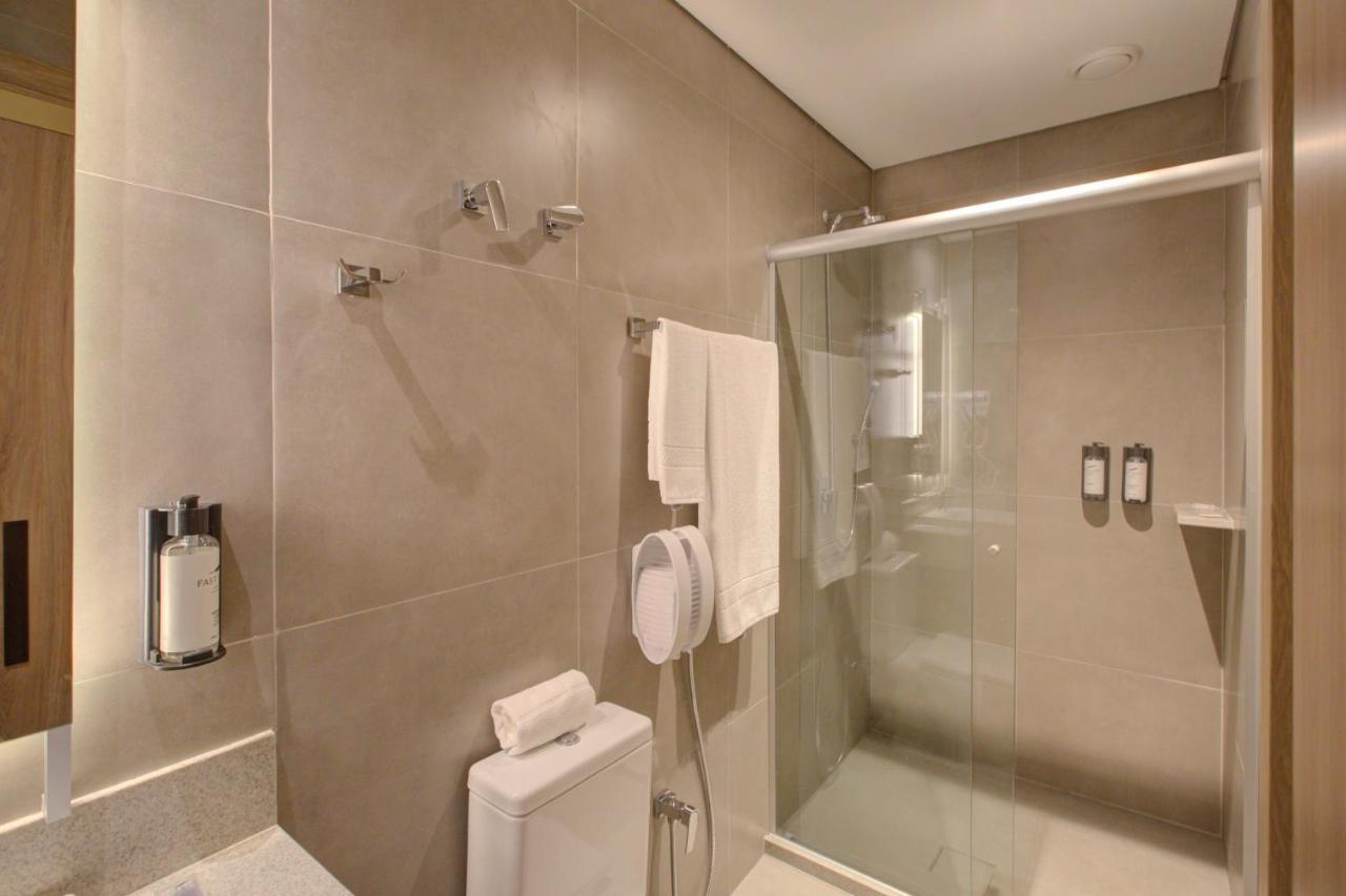 Fast Sleep Suites By Slaviero Hoteis - Hotel Dentro Do Aeroporto De Guarulhos - Terminal 2 - Desembarque Oeste المظهر الخارجي الصورة